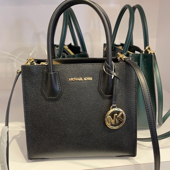 Michael Kors Mercer Medium Pebbled Leather Crossbody Bag - Picture 15 of 16